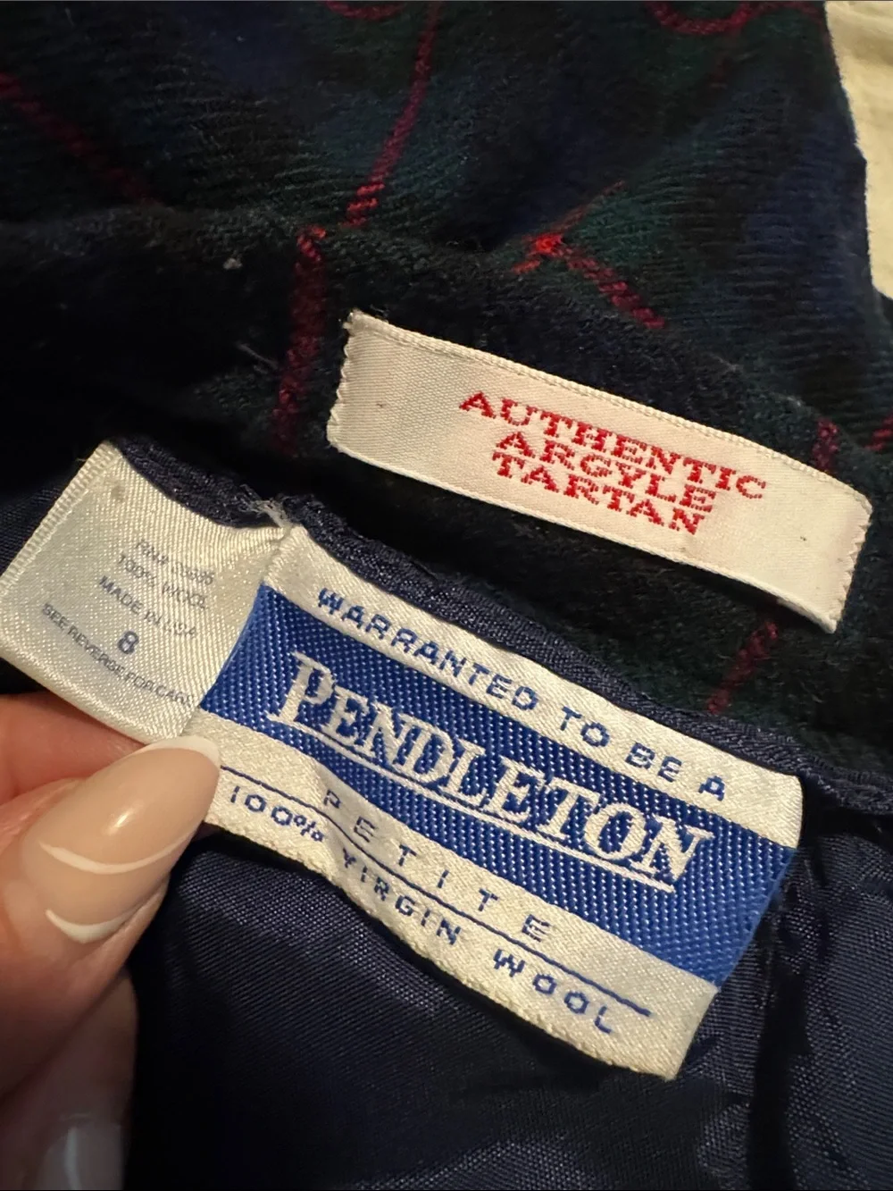 Vintage authentic Argyle Tartan Pendleton Plaid 100% virgin Wool Pencil Skirt 8